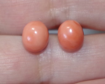 Pendientes de coral Momo japonés de 10 mm, de calidad antigua y raros, color salmón rojo.