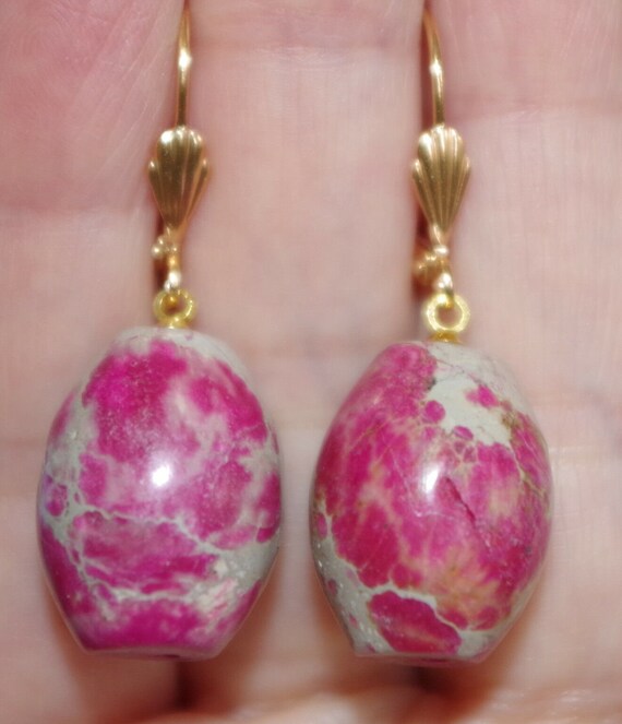 14K GF Gorgeous Pink Picture Jasper Oval Leverback