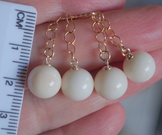 Boucles D'oreilles Anciennes En Corail Rose Peau D'ange Plaqué Or - Pendantes, Dormeuses - Occasion