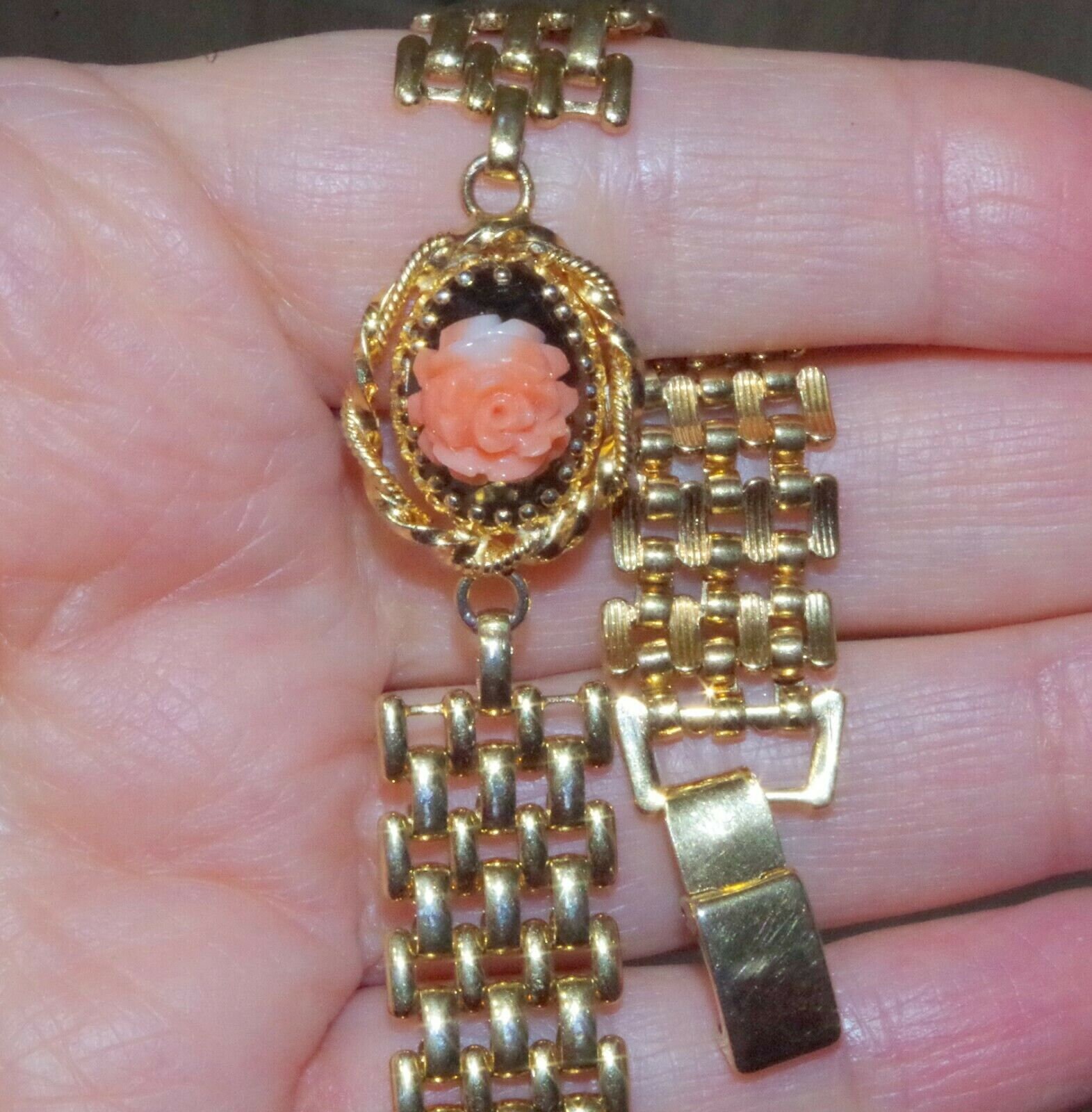 Handmade & Salmon Carved Rose Coral Mesh 14k Etsy UK