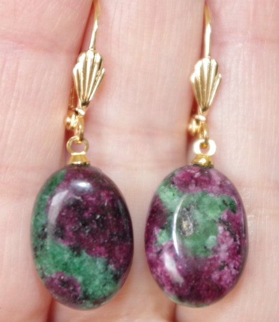 Vintage Ruby Zoisite Leverback Earrings: 14k Gold… - image 1