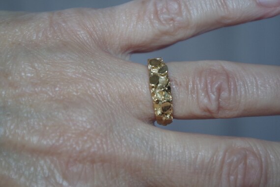 Gorgeous 14K Over Brass Gold Nugget Band Ring - image 5