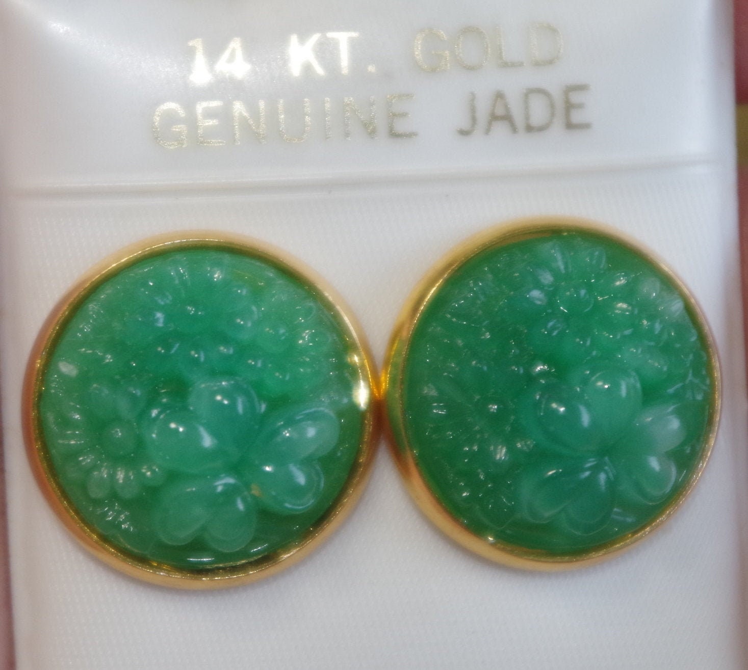 In Honer of Ruth Bader Ginsburg Green Jade Molded Carved Flower
