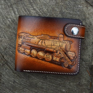 Cartera plegable de cuero de inspiración vintage: trenes clásicos, diseño de locomotoras retro, artesanía de calidad, regalo personalizado para hombre.