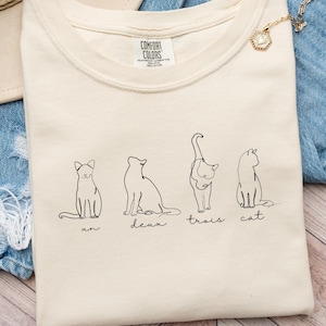 Un Deux Trois Cat Shirt, Comfort Colors, Cat Lovers Gift, French Shirt, Paris T-Shirt, Cat Pun Tee, French Language Gift, Cat Mom Crewneck