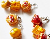 Waffle Pancake Charms,Ohrringe,dangle earrings, miniature food charms , food jewelry, pancake , waffle,cherries, whipped cream,summer charm