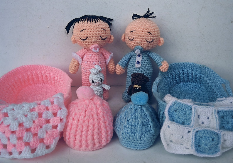 Baby Twins Vina /& Vino Amigurumi Pattern