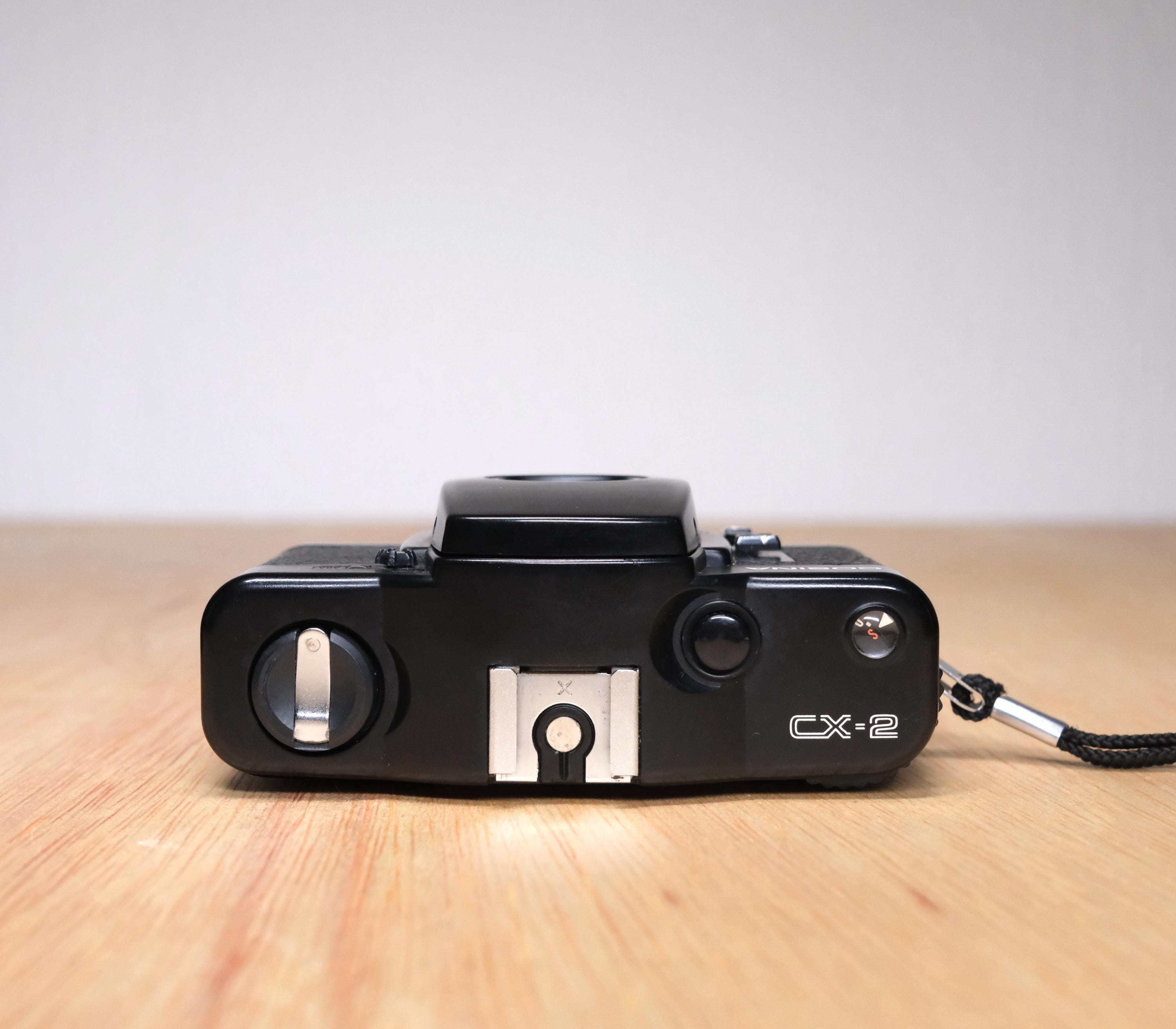 ビンテージ コシナ CX-2 35mm フィルムカメラ（ケース付き） - 動作