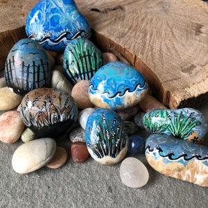 Hand Painted Rocks. Beach Theme Painted Rocks, Assorted Selection for Beach House Decor, Beach Gifts, Beach Lover Gifts. Coastal Decoration.