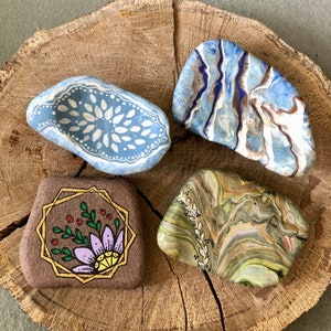 Hand Painted Rocks, Naturally Formed Trinket Dish. Paint Poured, Hand Painted Catchall. Handmade Gift for Nature Lover. Hand Painted Stone