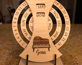 Personalized Wood Perpetual Calendar | Desktop Business Gift