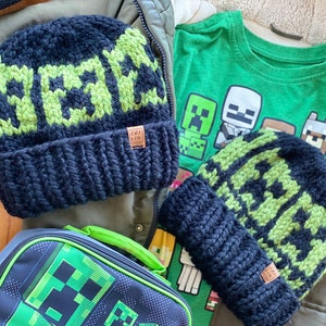 Gamer knitted winter toque. Black and green