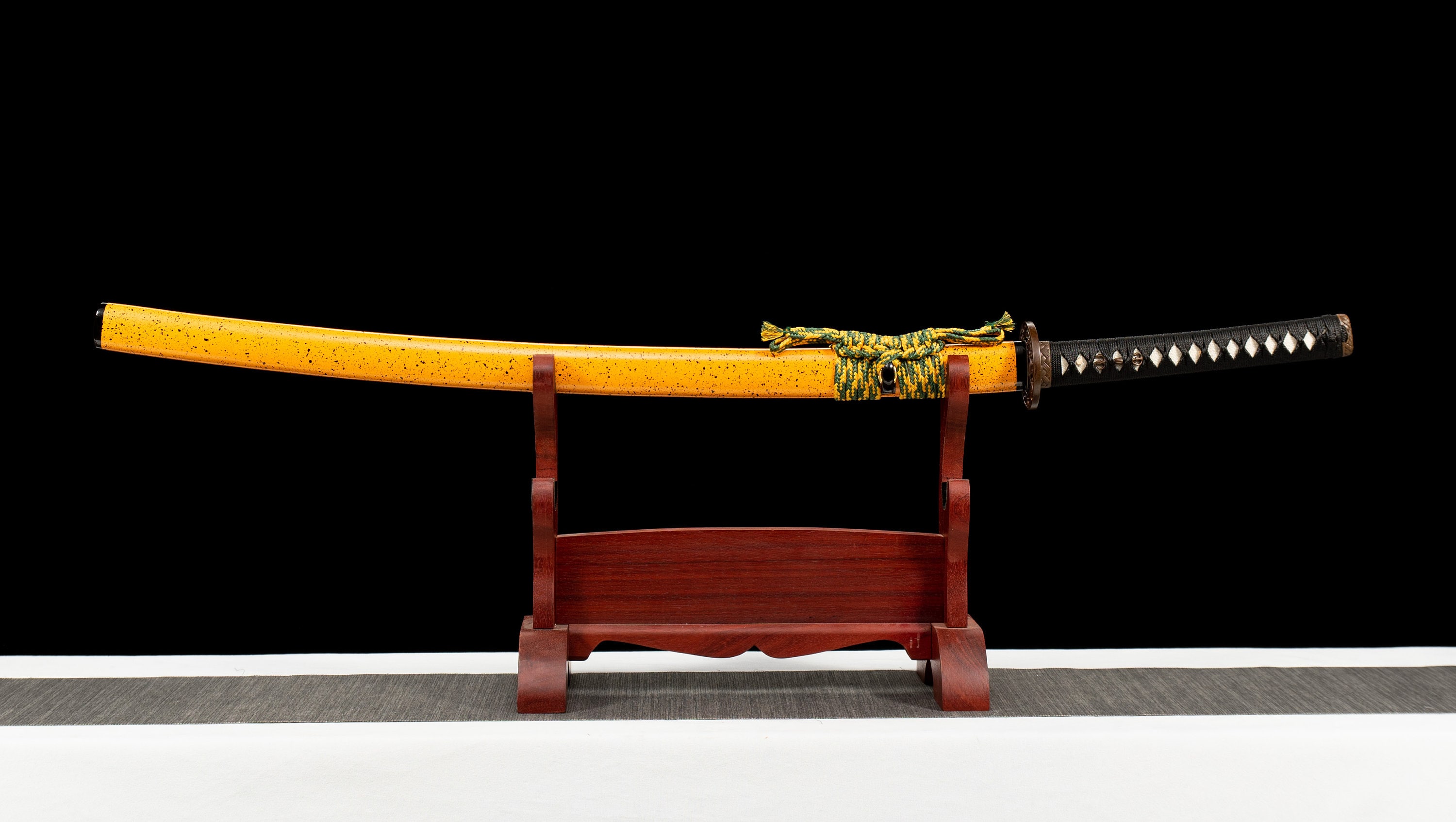 Dark Devil Katana, Katana de madera, espada samurái japonesa, espada de  madera hecha a mano, hoja de palisandro/hoja de bambú -  España