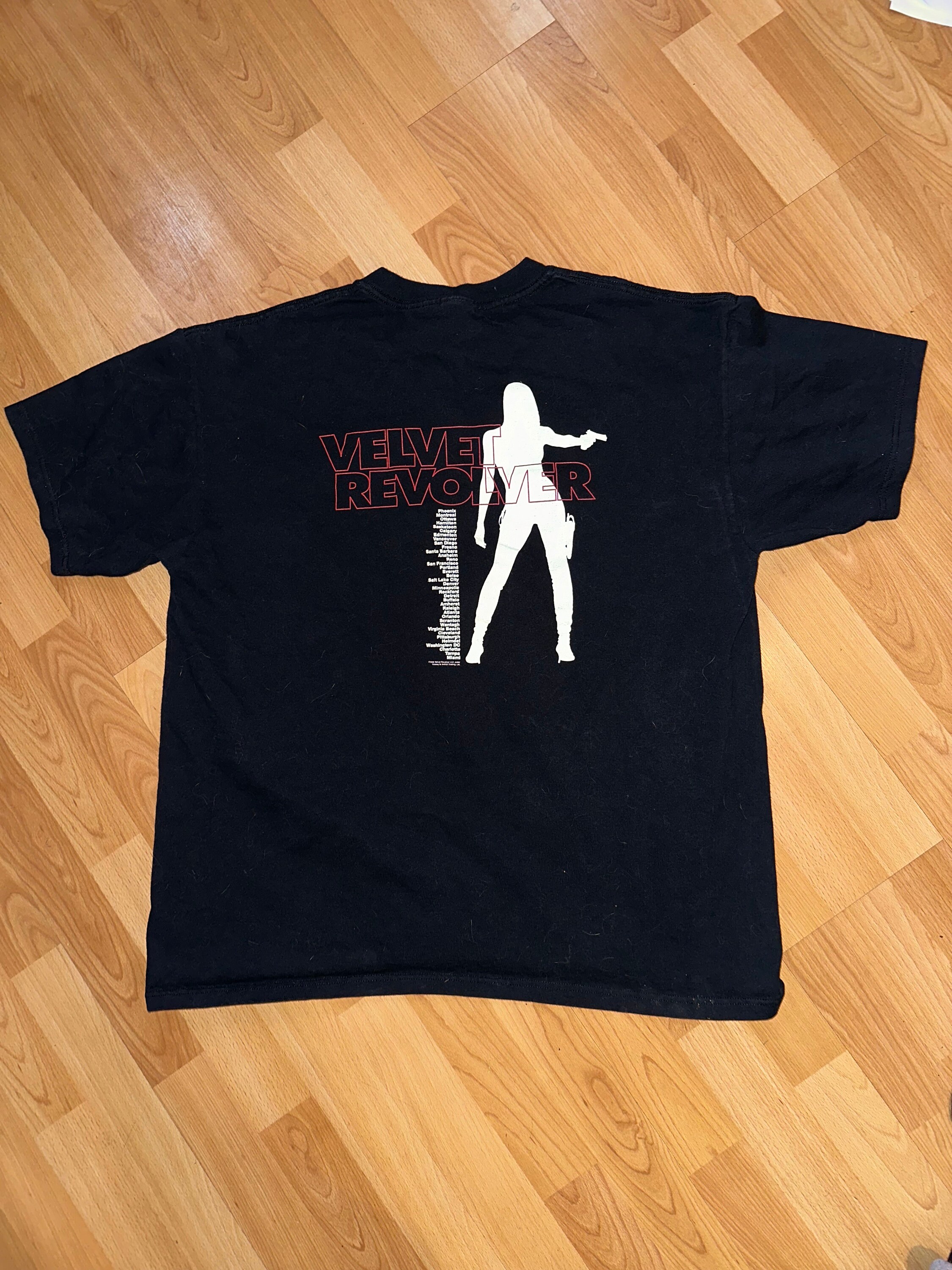 Vintage Velvet Revolver Tshirt Y2K Concert Tour Band Tee
