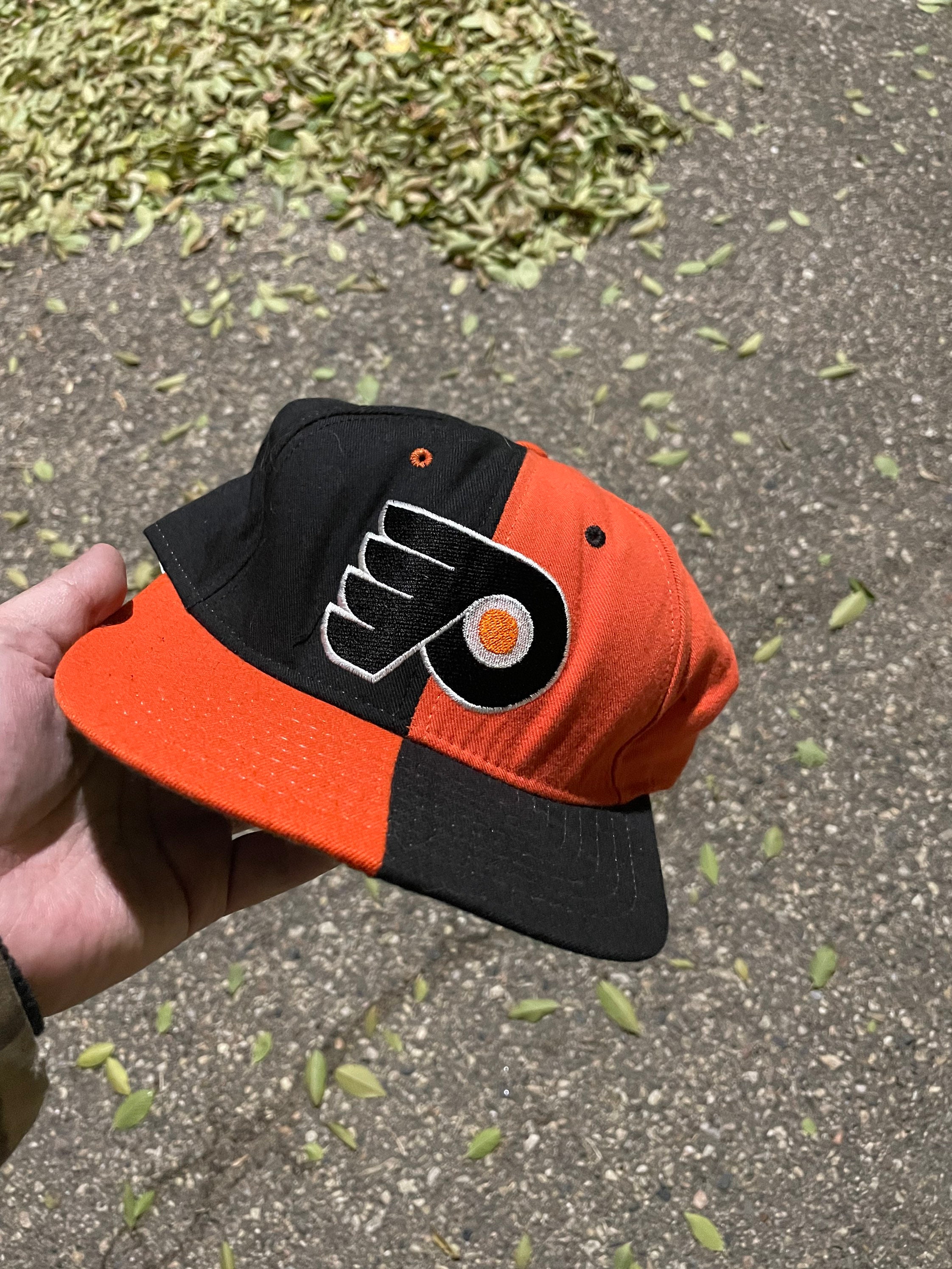 Philadelphia Flyers Hat: Black/Orange Snapback Flat Bill Hats