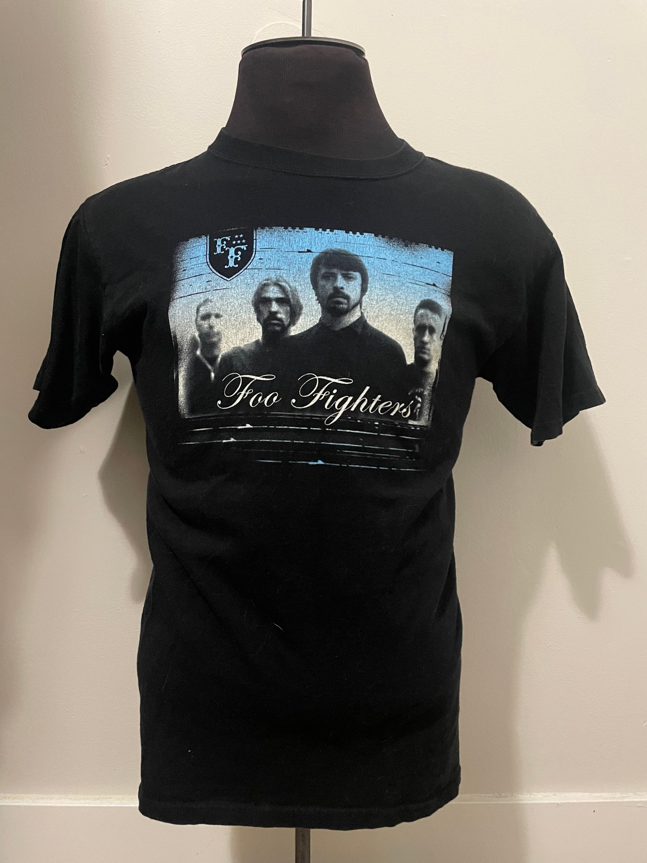 Foo fighters t shirt india hot sale