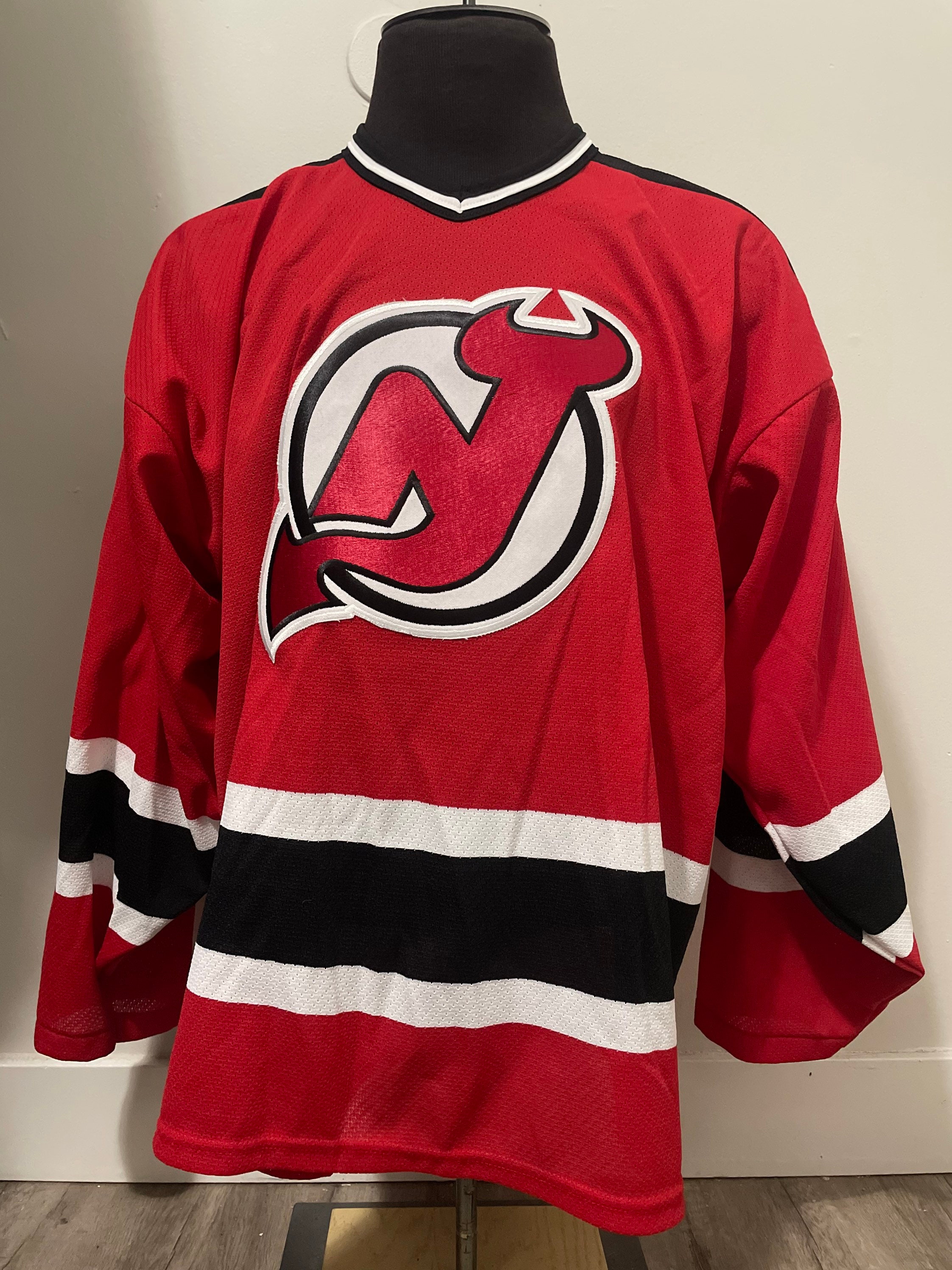 REEBOK CCM MENS New Jersey Devils Hockey Jersey NHL Red White Size