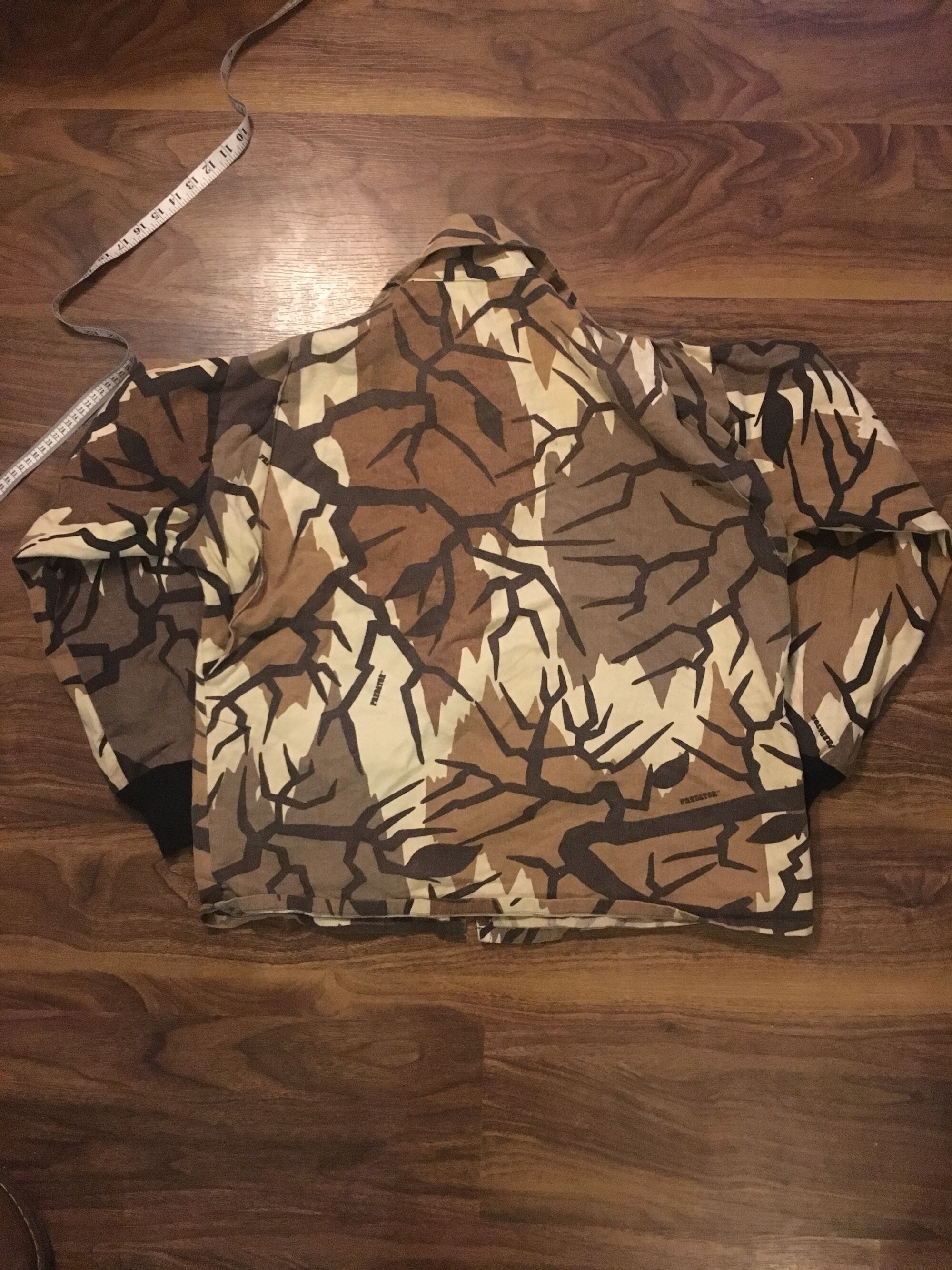 vtg PREDATOR TRIBAL CAMOUFLAGE jacket
