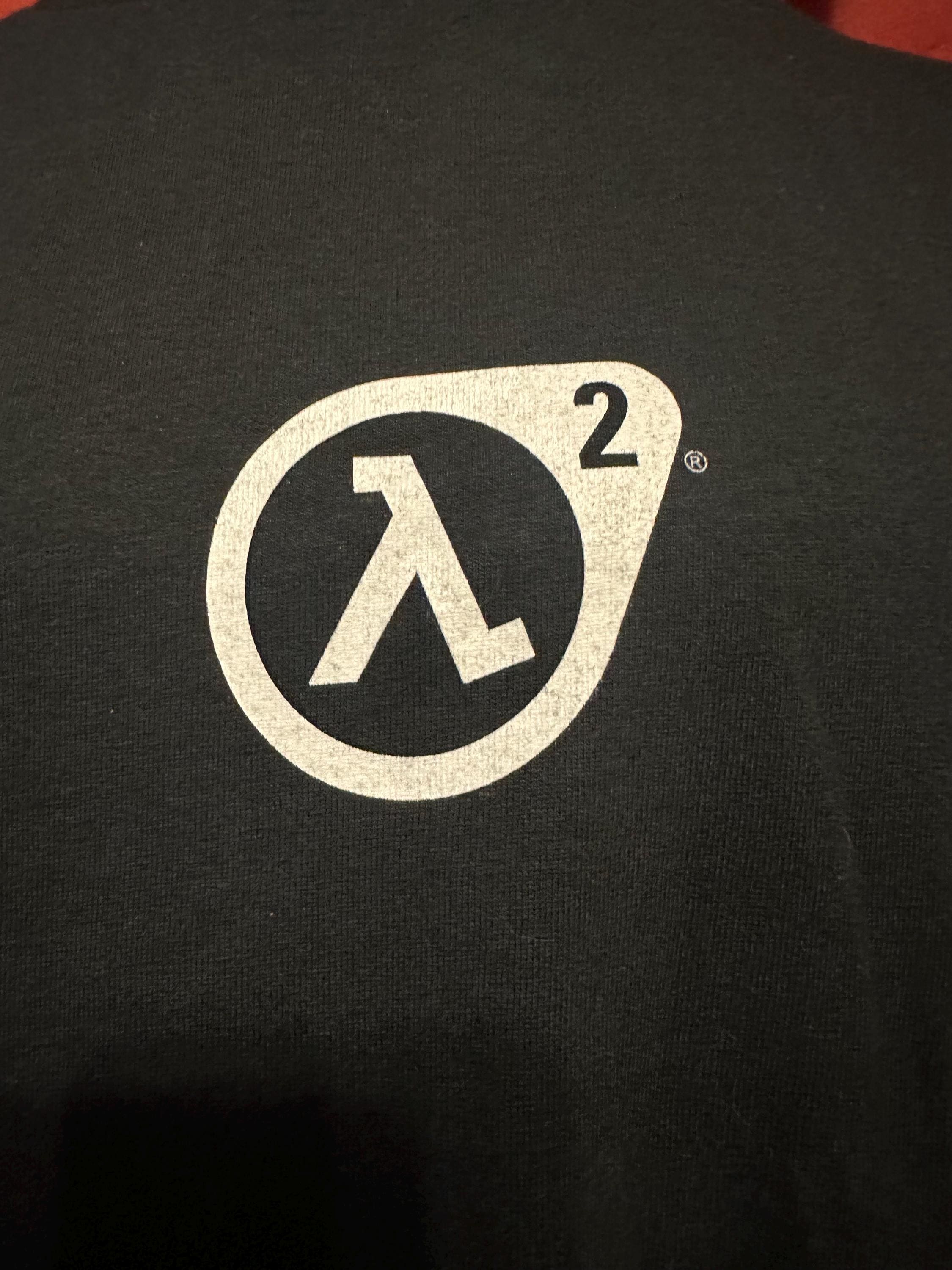 Vintage Half Life 2 Video Game Tee Y2K Streetwear - Etsy