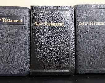 Vintage Mid-Century New Testament Pocket Bible lot of 3 -- 493A