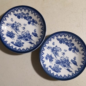 Vintage Japanese Plate Dish Children Porcelain Blue & White -- 6918