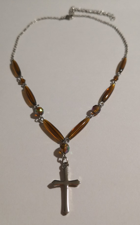 1970s Cross Necklace Beautiful -- 6888
