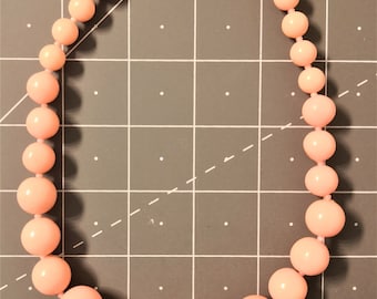 Vintage 1940s Estate found Bakelite Tested Rare Pink Graduated bead Choker necklace 18" in length and total weight approx. 45 grams -- 755A