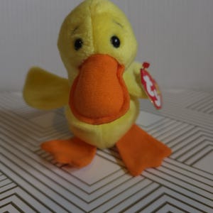 Vintage Ty Brand Original Beanie Baby Collection "Quakers" The Duck, Born 4/19/1994
