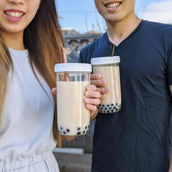 2 PACK: Reusable Bubble Tea Cups with Bevel-Cut Boba Straws and Straw Cleaning Brushes