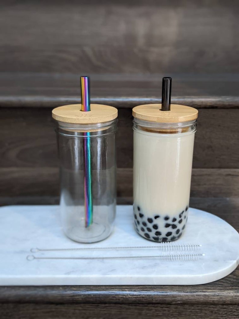 2 PACK: Reusable Bubble Tea Cup with Bamboo Lid, Bubble Tea and Smoothie Straw 1 Black 1 Rainbow