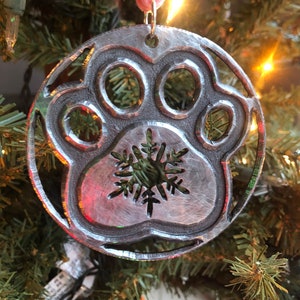 Pewter Pewter Paw ornament with snowflake