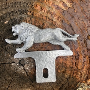 Running Lion License Plate Topper
