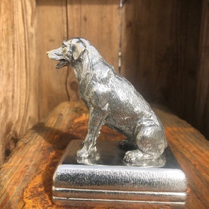 Englischer Labrador auf Basis Kapuze Ornament