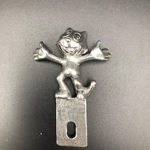 Cat Open Arms License Plate Topper