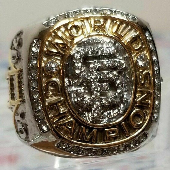 Pittsburgh Pirates 1979 World Series 18k GOLD Championship Ring