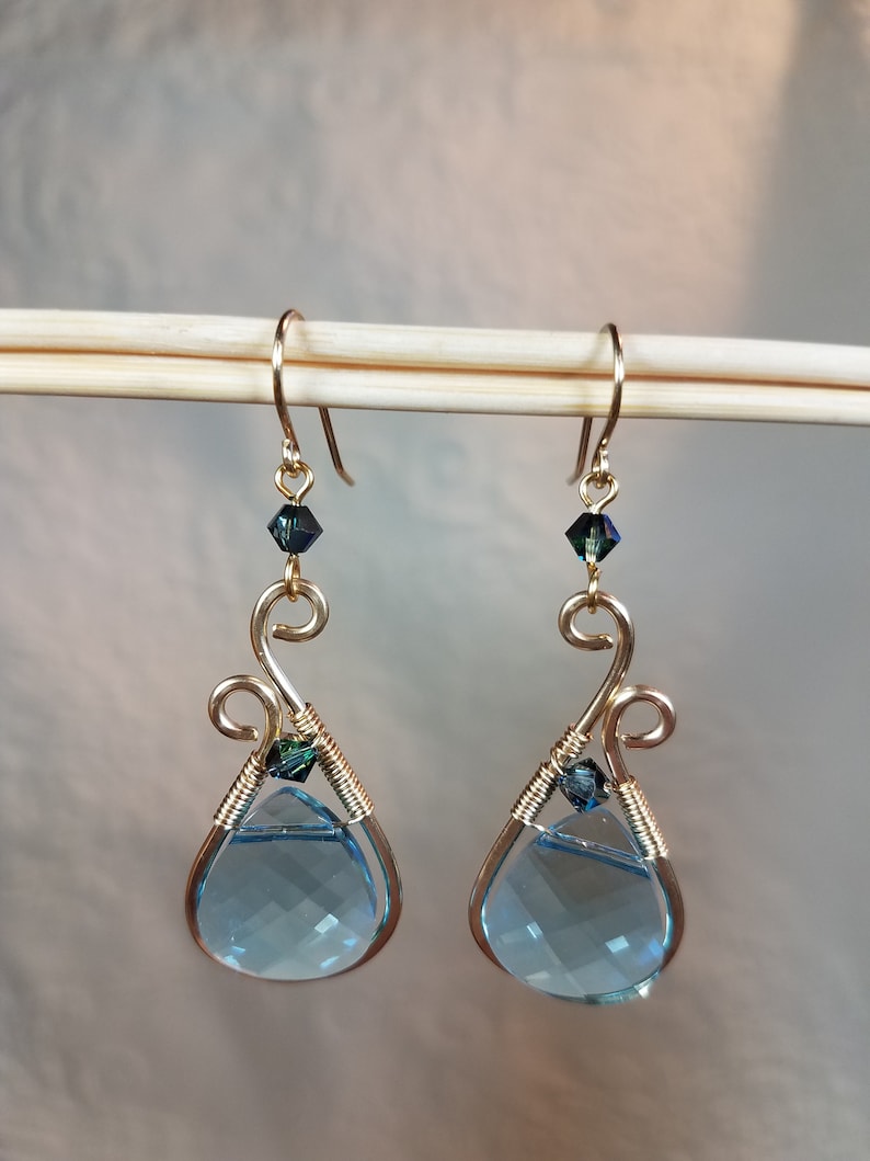 Aquamarine Crystal Drops in Gold 2