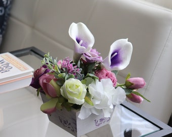 Farmhouse centerpiece with artificial flowers in wooden box, floral arrangement with silk roses, peony and call lilies