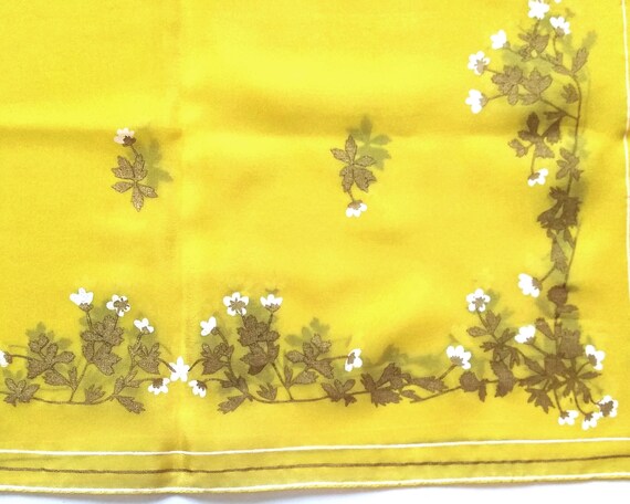 New 1950s Vera Neumann Silk Scarf, Lemon Yellow C… - image 6