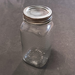Vintage Hazel Atlas Mason Jar, Clear Diamond Diagonal Waffle Pattern, Regular Mouth, CLEAN w/Vintage Seal & Ring