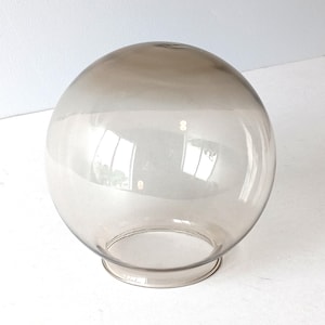 Difusor de globo redondo de vidrio ahumado vintage de 6" de diámetro, con adaptador de 3-1/4" - Estilo Lightolier para lámpara colgante de techo, aplique de araña