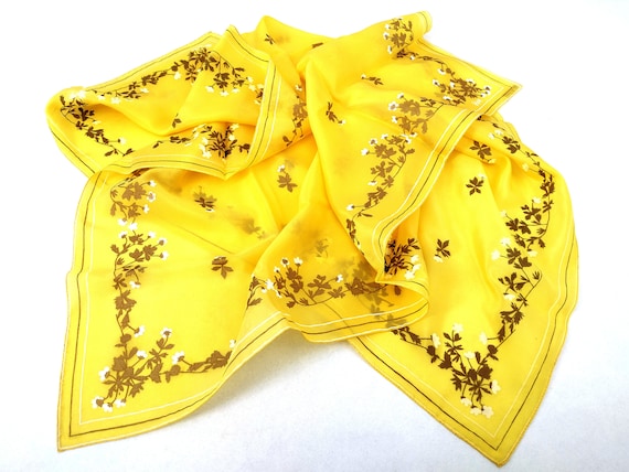 New 1950s Vera Neumann Silk Scarf, Lemon Yellow C… - image 1