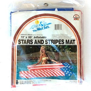 NOS 1987 The Wet Set by Intex Vinyl Beach & Pool Lounge Mat 72"L x 30"W - Vintage 1980s Red White Blue Stars and Stripes American Flag Float