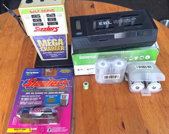 Hot Wheels Sizzler Mega Charger Bundle | NI-MH Battery Pack + Charger + Bonus Playing Mantis Car (New)