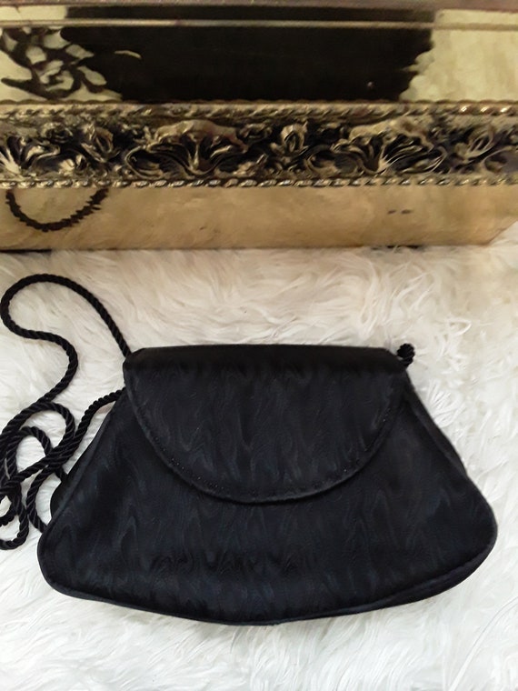 la regale ltd vintage purse