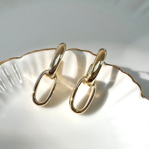 Interlock Link Drop Earrings - Gold Link Earrings - Gold Chain Earrings - Gold Statement Earrings - Minimalist Earrings - Minimalist Jewelry