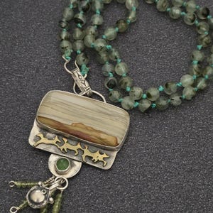 Sary Arka Yellow Arch artisan necklace image 7