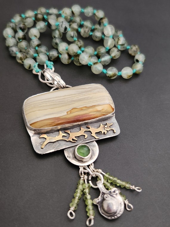 Sary Arka Yellow Arch artisan necklace