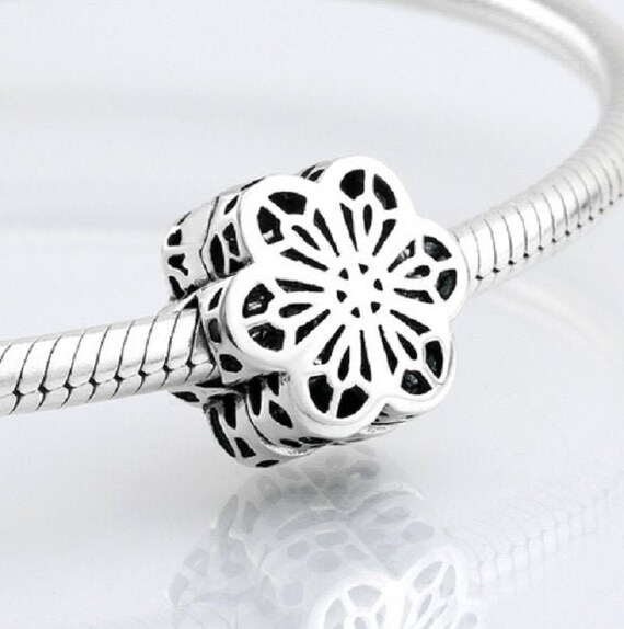 pandora flower clips