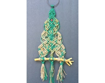 Macrame Christmas Tree Wallhanging