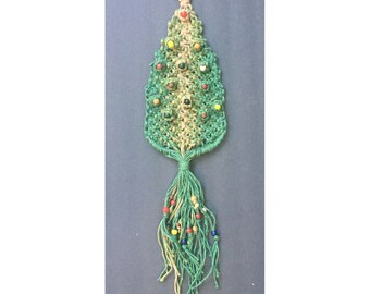 Macrame Christmas Tree Wallhanging